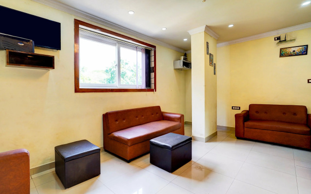 Super Townhouse MG Road Near Commercial Street