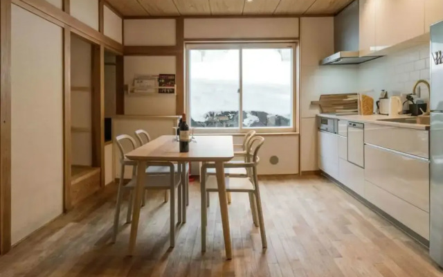 Nozawa Gondola Apartments