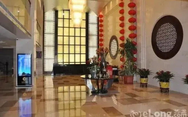 Chunyi Hotel