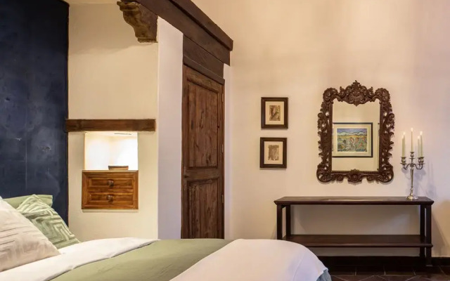 HOLT - Casa Parque Juárez