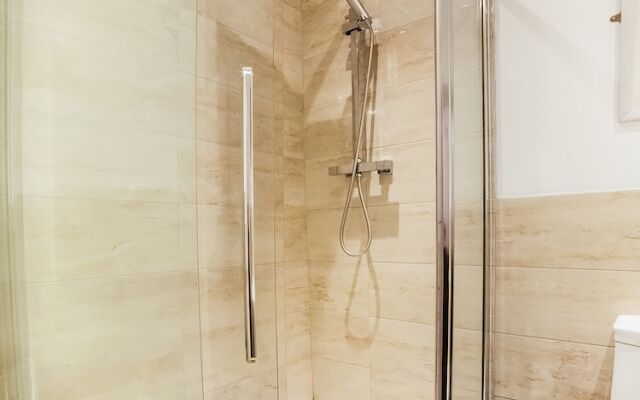 Hotel 119 by OYO