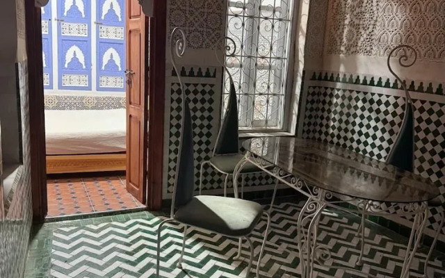 36-Riad Amber SarSar