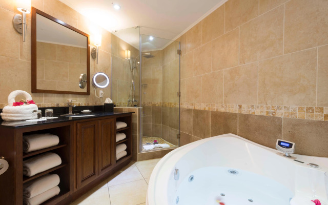 Divi Aruba Phoenix Beach Resort