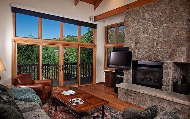 Ridge Condominium By First Choice Property Management