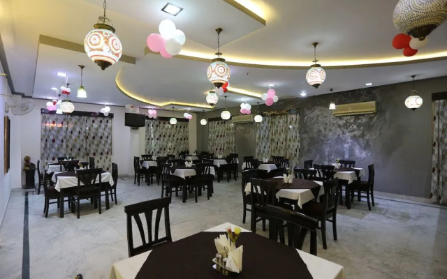 Oyo 19320 Hotel Chanakaya