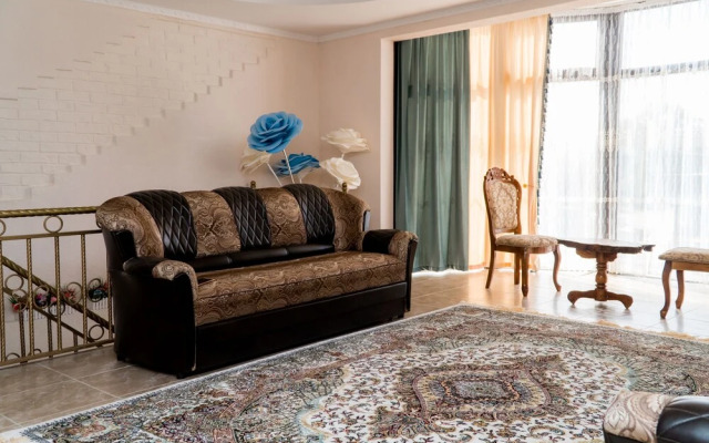 Hotel Tashrabat