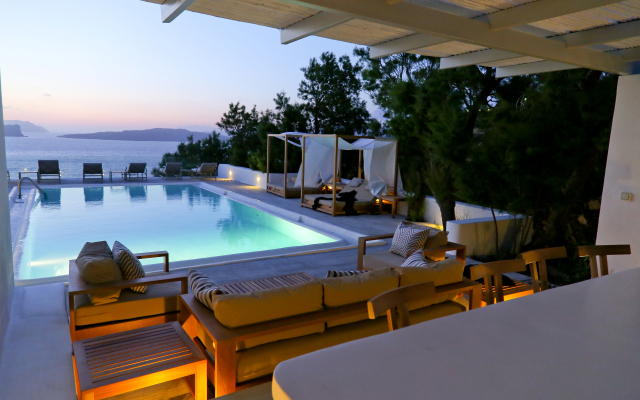 Ambassador Aegean Luxury Hotel and Suites