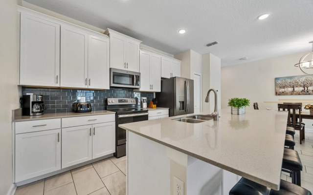 Luxury Thownhouse with private pool