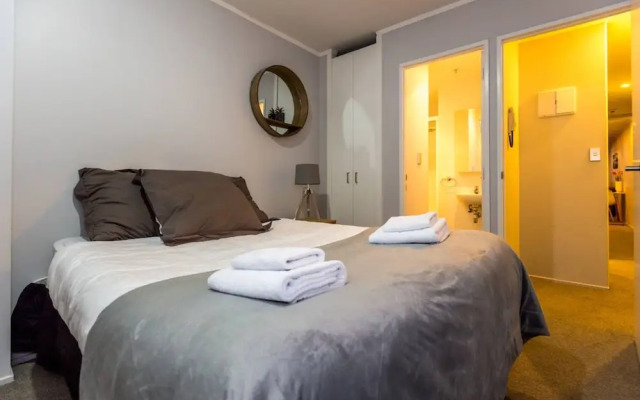 Cosy 2 Bedroom Apartment in the Heart of Auckland