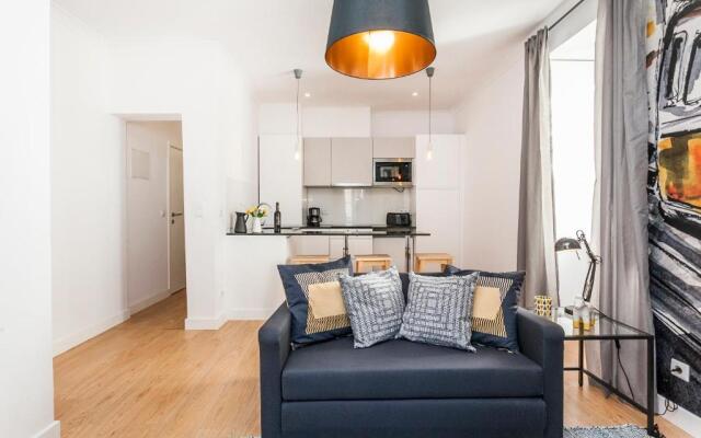 Apartment Yellow Bica