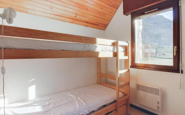 Appartement Esquièze-Sère, 3 pièces, 4 personnes - FR-1-402-82