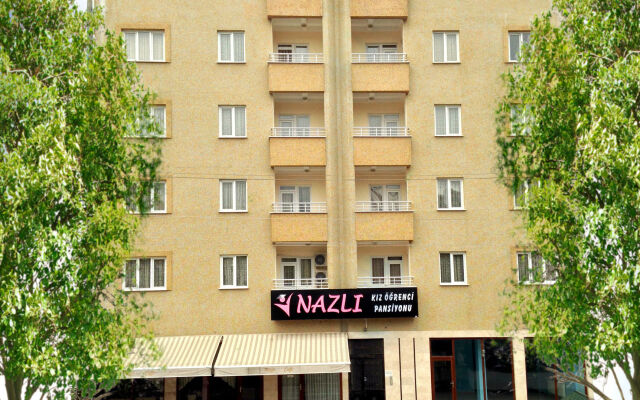 Nazli Apartment