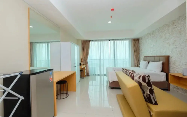 Nice And Cozy Studio Apartment At Nine Residence