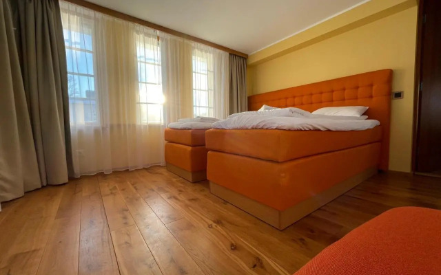 "Summer" apartment