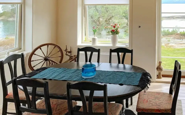 5 Person Holiday Home in Torrvikbygd