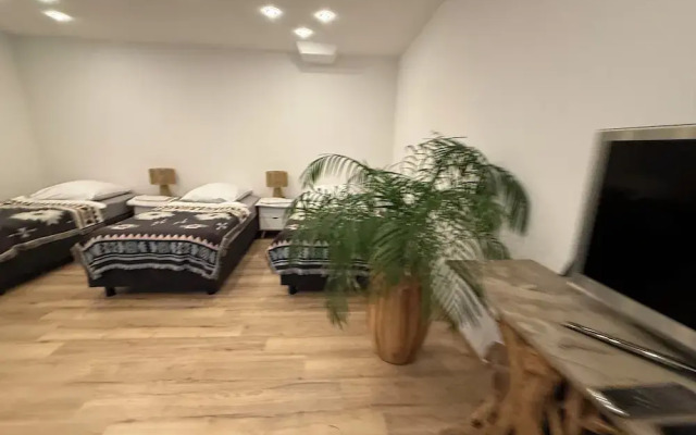Modern House Gehrden 2