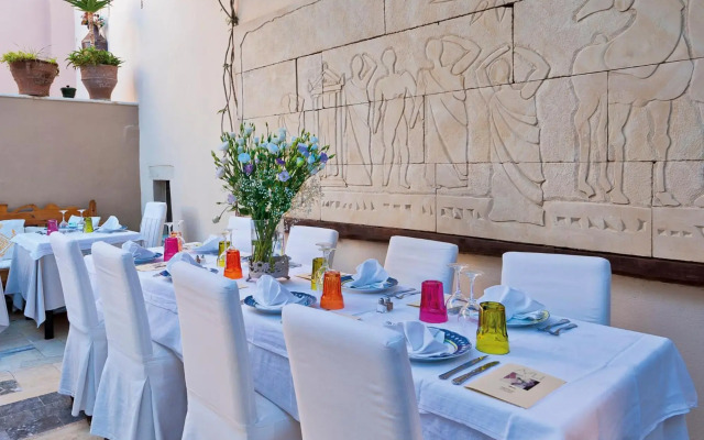 Avli Lounge Apartments