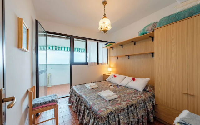 Acqua Marina 800m from the sea