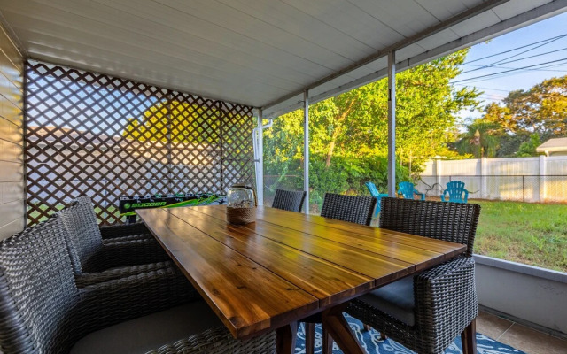 11350 Central Oasis 4BR Pool Home