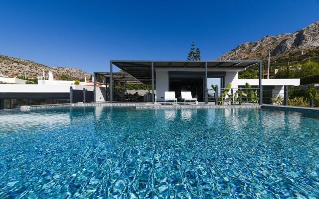 Villa Selenia Platinum