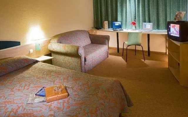 Ibis Vaci Ut