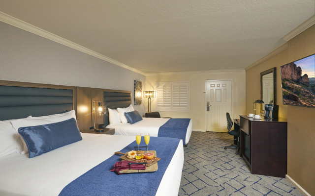 Scottsdale Plaza Resort