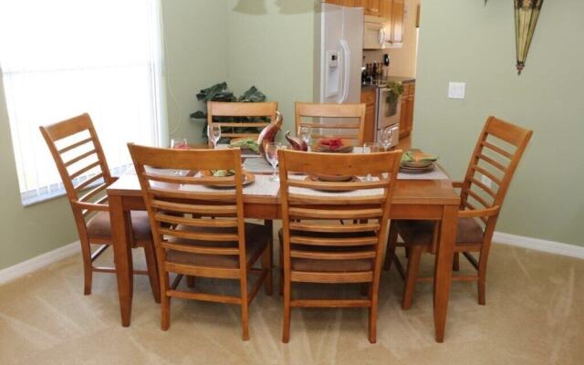 Ta524or 5 Bedroom Home