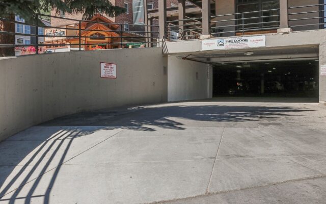 Ski Lodge Studio Studio Bedroom Condo by RedAwning