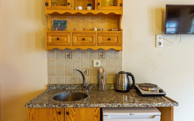 Cozy Flat Near Trendy Attractions in Balatfatih--