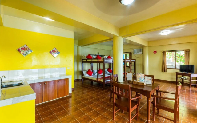 Oyo 130 Jy Crown Palace
