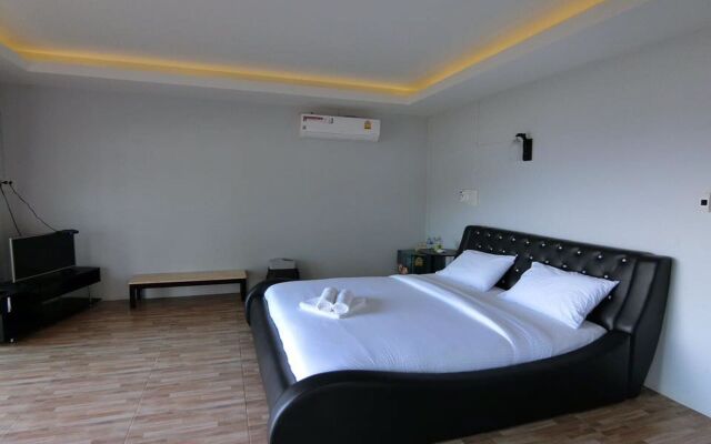 Pak Nam Resort