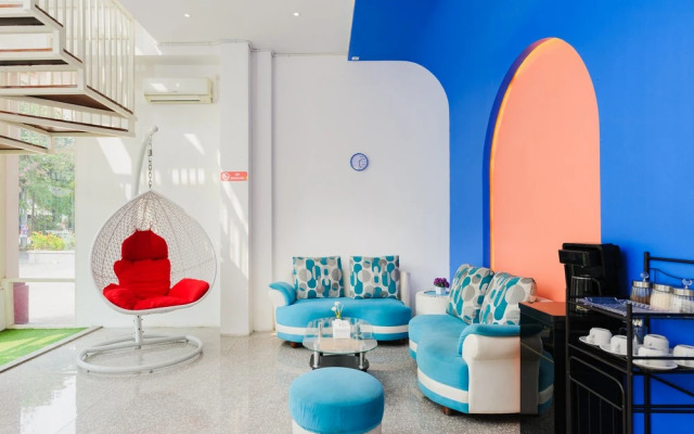 Sans Hotel La Vida Malang