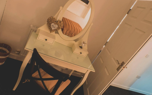 Discovery Suite - Simple2let Serviced Apartments