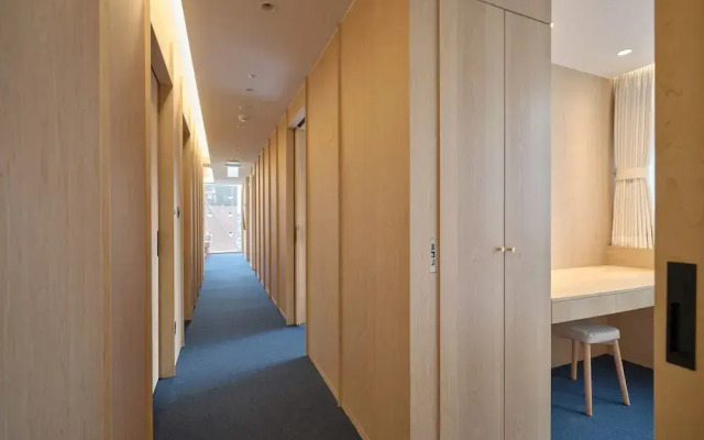 UH Suite The Gangnam