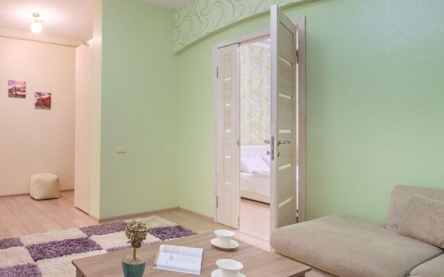 Flatsis Apartment Konstitutsii 2
