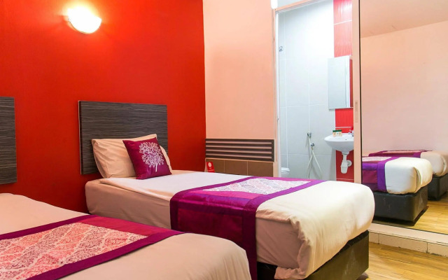 Capital O 90726 V Hotel