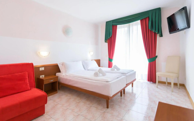 Hotel Garda Bellevue