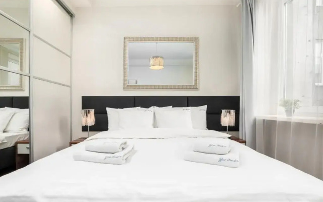 Apartament Chmielna by Your Freedom