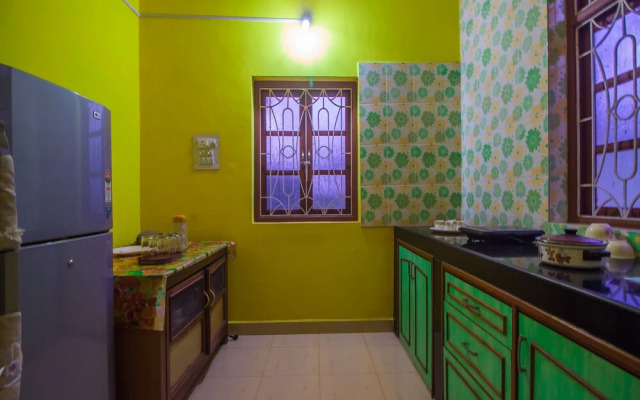 OYO 17410 Home 2BHK Goan Villa Calangute Beach