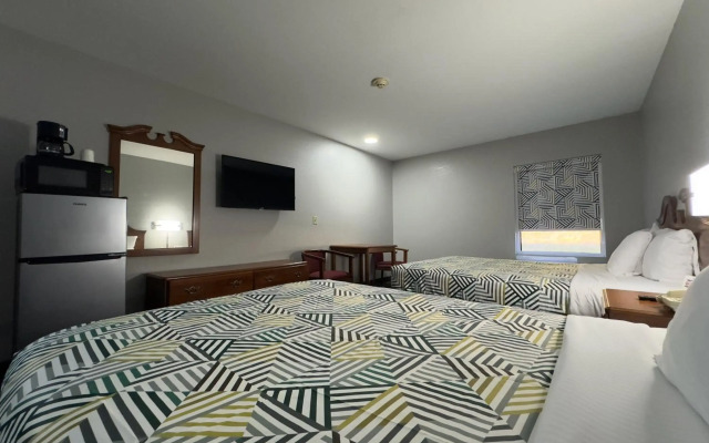Star City Inn & Suites
