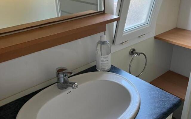 Mobilhomme bungalow 6 personnes villeneuve loubet marina baie des anges