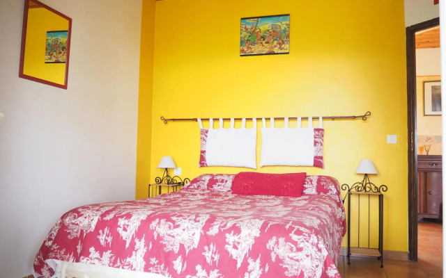 Provencal holiday home with private garden, Bédoin