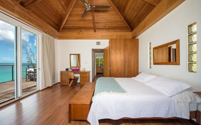 Touch of Class 1BR by Eleuthera Vacation Rentals