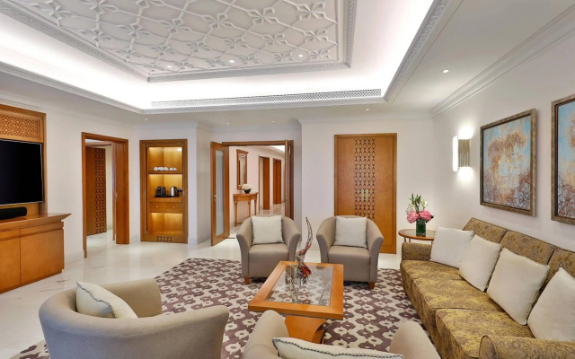 Al Bustan Palace, a Ritz-Carlton Hotel