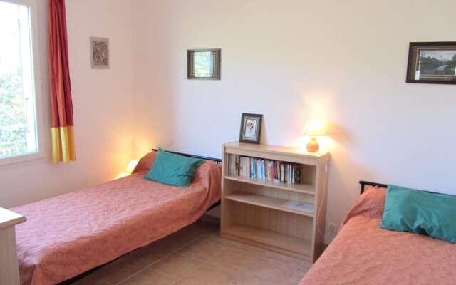 House With 3 Bedrooms in Roche-saint-secret-béconne, With Wonderful Mo