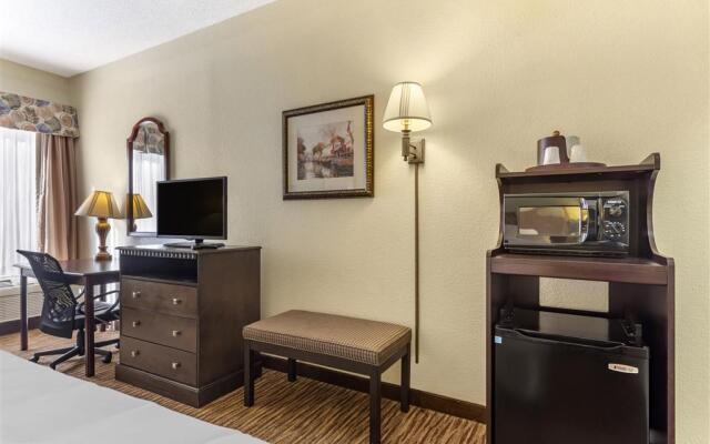 Comfort Inn & Suites