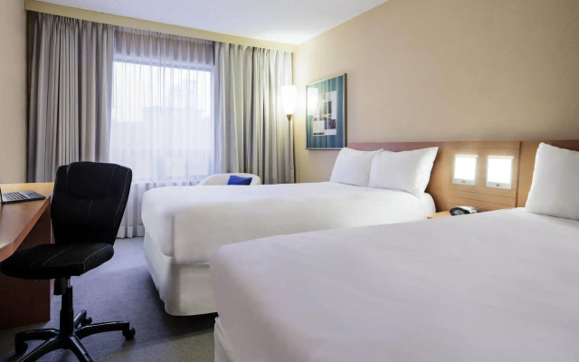 DoubleTree by Hilton Ottawa Downtown