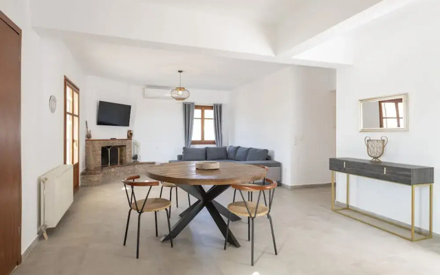 Theodora's Family Suite