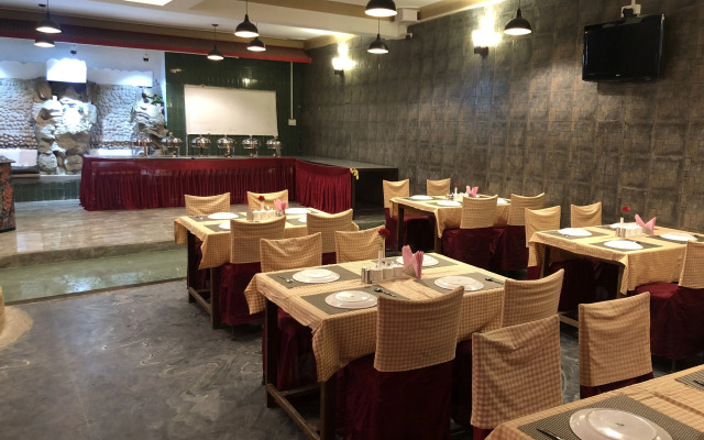 Hotel Flora Fountain