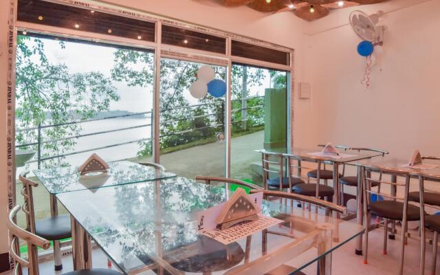 OYO 77896 Darshini Homes